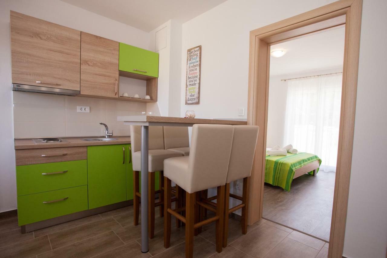 Apartments Mia 4&5 Baska Voda Bagian luar foto